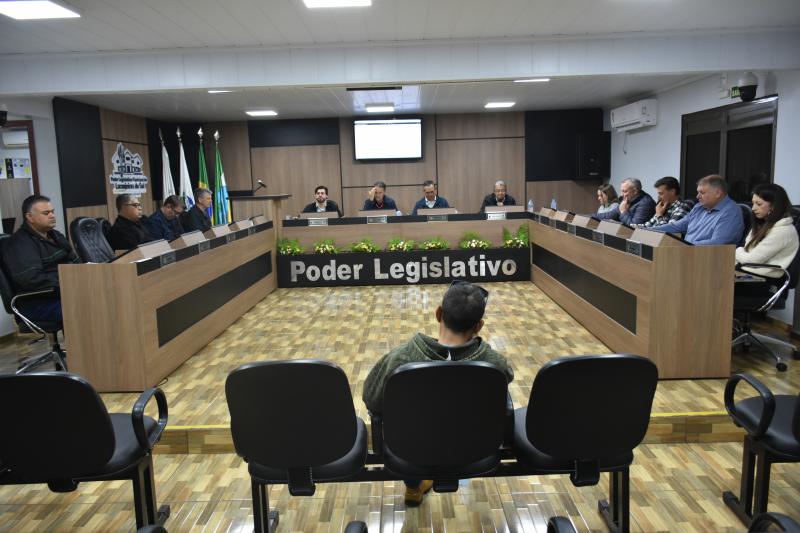 Câmara de Laranjeiras do Sul aprova projetos em regime de urgência